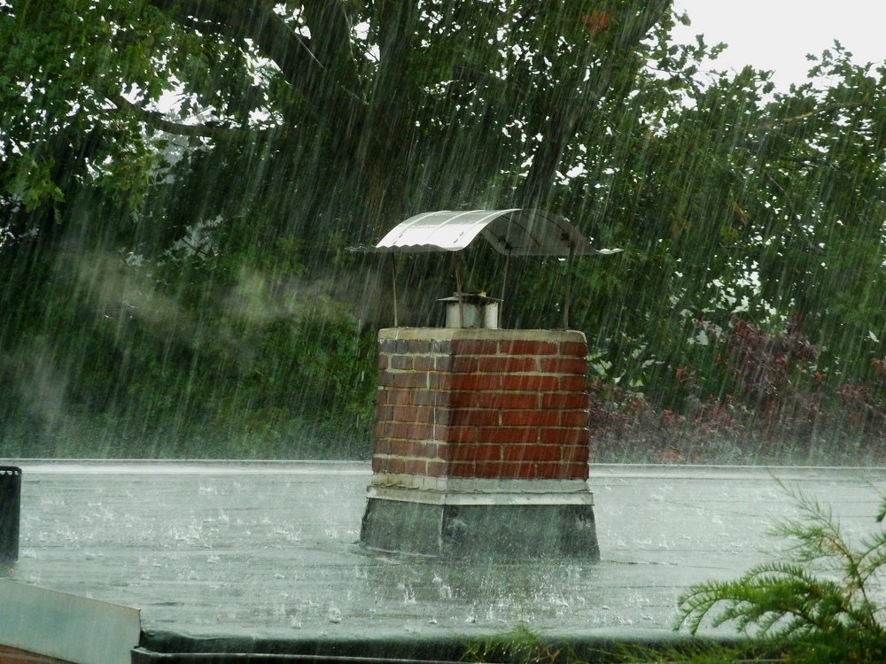 Starkregen - © Lupo / pixelio.de Starkregen - © Lupo / pixelio.de